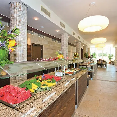 Jeravi Club Hotel