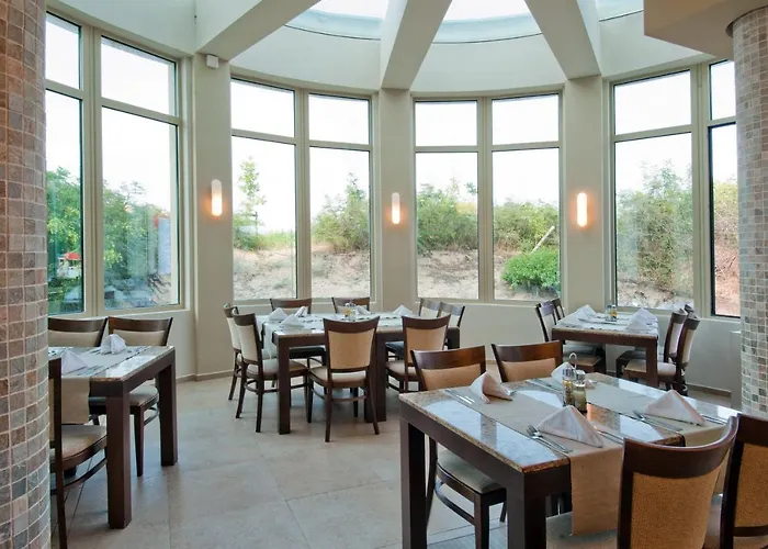 Jeravi Club - Hotel 4*