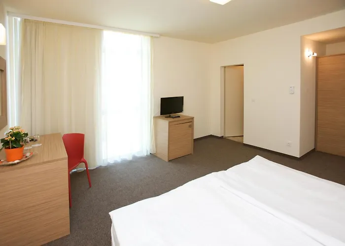 Jeravi Club - Hotel Primorsko