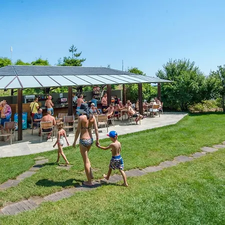 Jeravi Club Отель Приморско