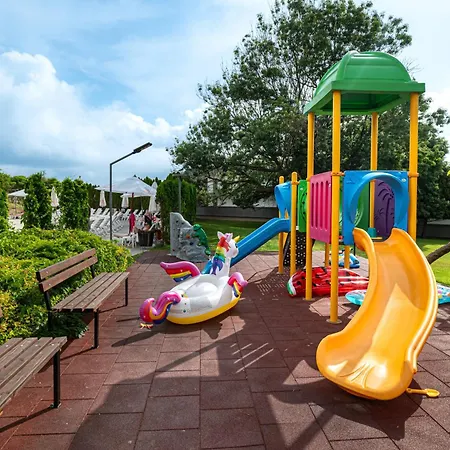 Jeravi Club Hotel 4*