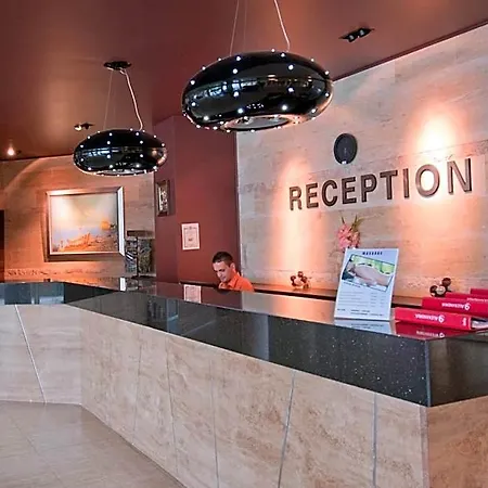 Jeravi Club Szálloda Primorszko