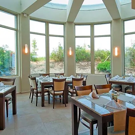 Szálloda Jeravi Club 4*