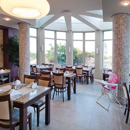 Jeravi Club Отель