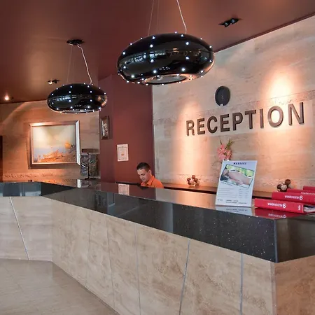 Jeravi Club Отель Приморско