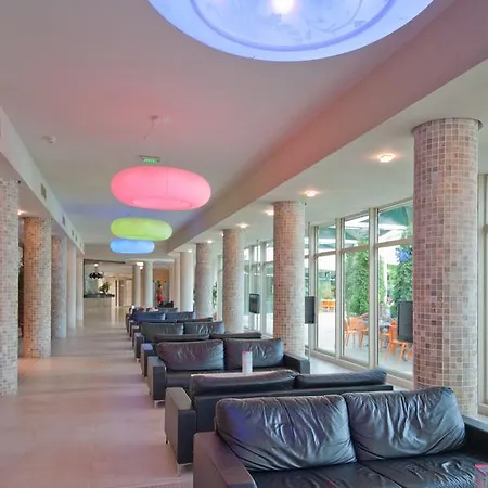 Szálloda Jeravi Club 4*
