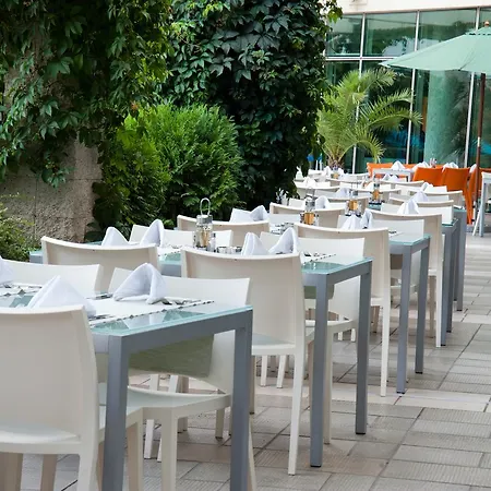 Hotel Jeravi Club