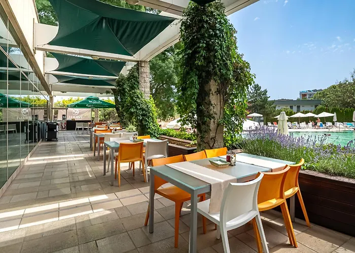 Jeravi Club 4* Приморско