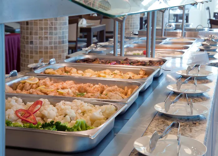 Хотел Jeravi Club Приморско